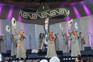 Photogamma for MARIACHI USA Femenil Nuevo Tecalitlan